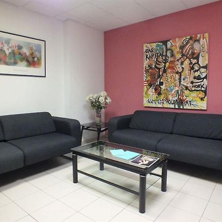 Residencia Universitaria San Agustin Барселона Екстериор снимка