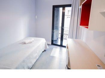 Residencia Universitaria San Agustin Барселона Екстериор снимка