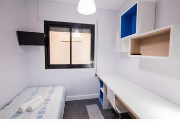 Residencia Universitaria San Agustin Барселона Екстериор снимка